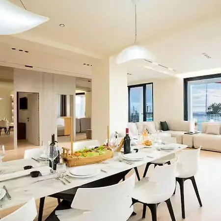 Book Now For A Refined And Unforgettable !