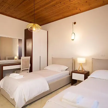 Book Now For A Refined And Unforgettable ! Affittacamere