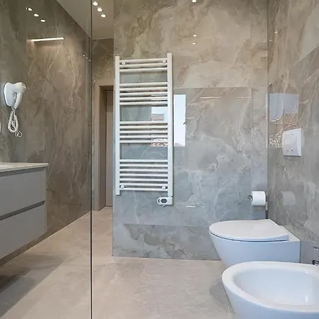 Book Now For A Refined And Unforgettable ! *