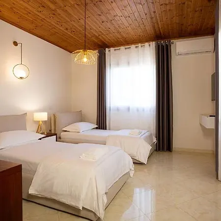 Book Now For A Refined And Unforgettable ! Affittacamere